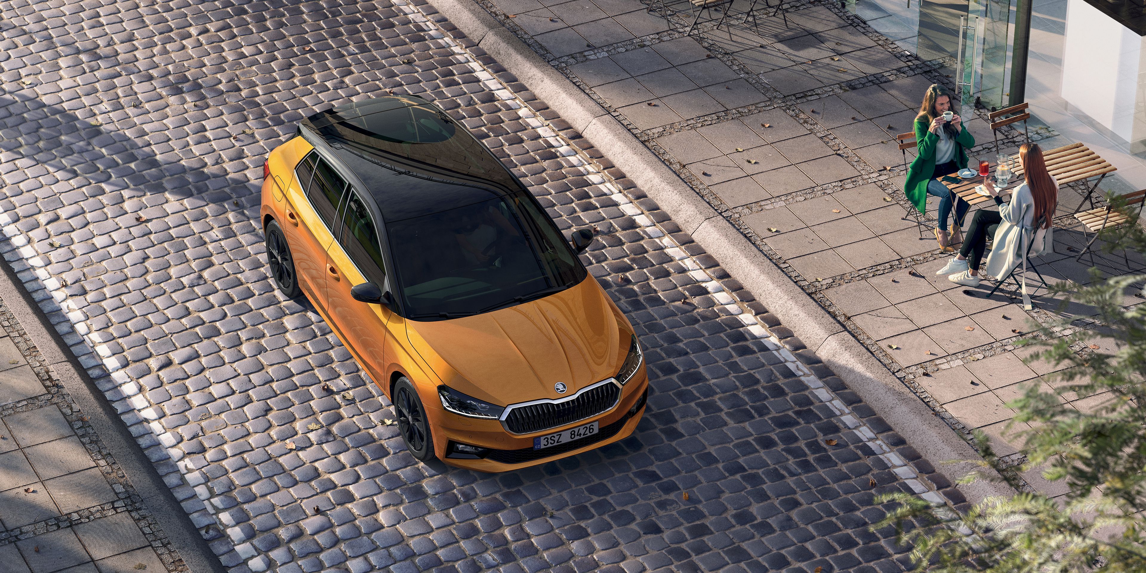 Vista lateral traseira do Škoda Fabia break ambition